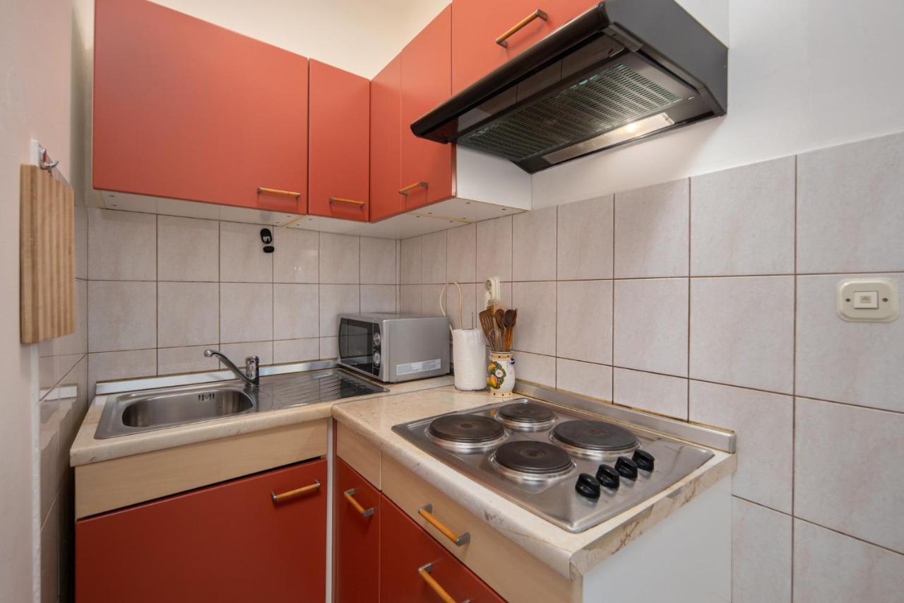 Apartment Sandra Supetarska Draga Exterior photo